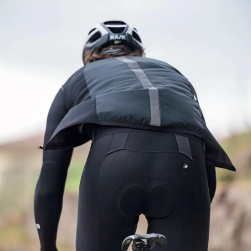 Assos Equipe RS Spring Fall Aero Gilet Black-8